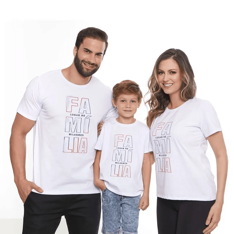 Camiseta Família Lugar de Milagres por Rodrigo Ferreira