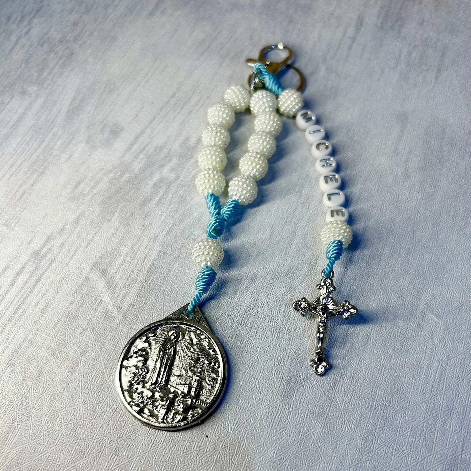Dezena Chaveiro de Nossa Senhora de Fátima com Fecho Personalizável