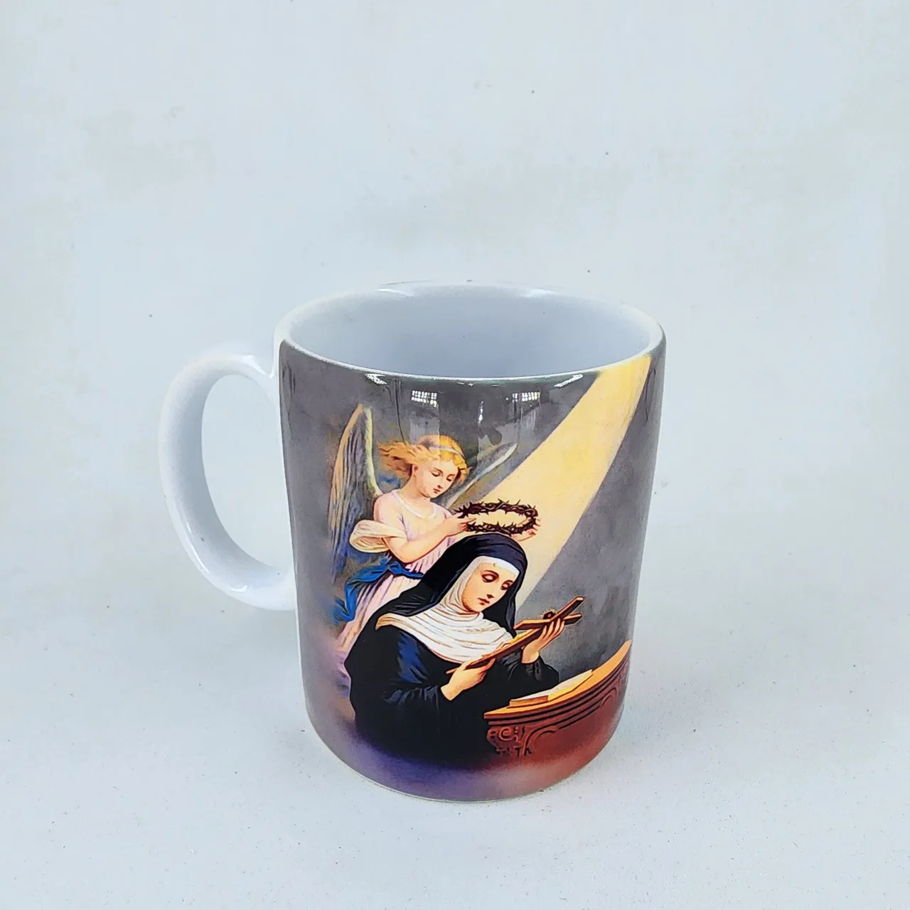 Caneca de Cerâmica Santa Rita para o Café Devocional