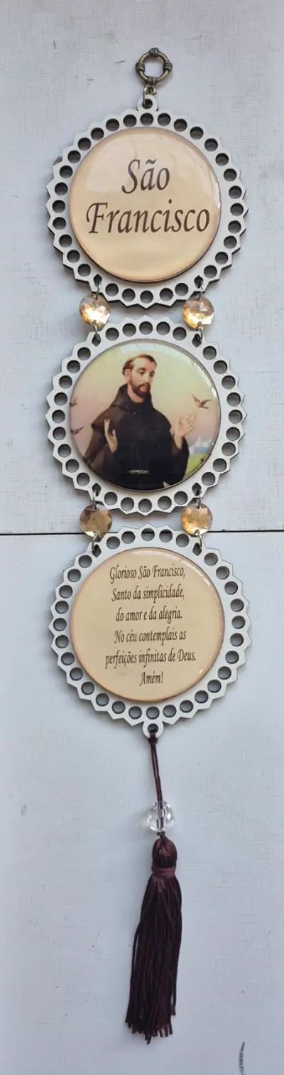 Adorno de Porta em Madeira com santos variados
