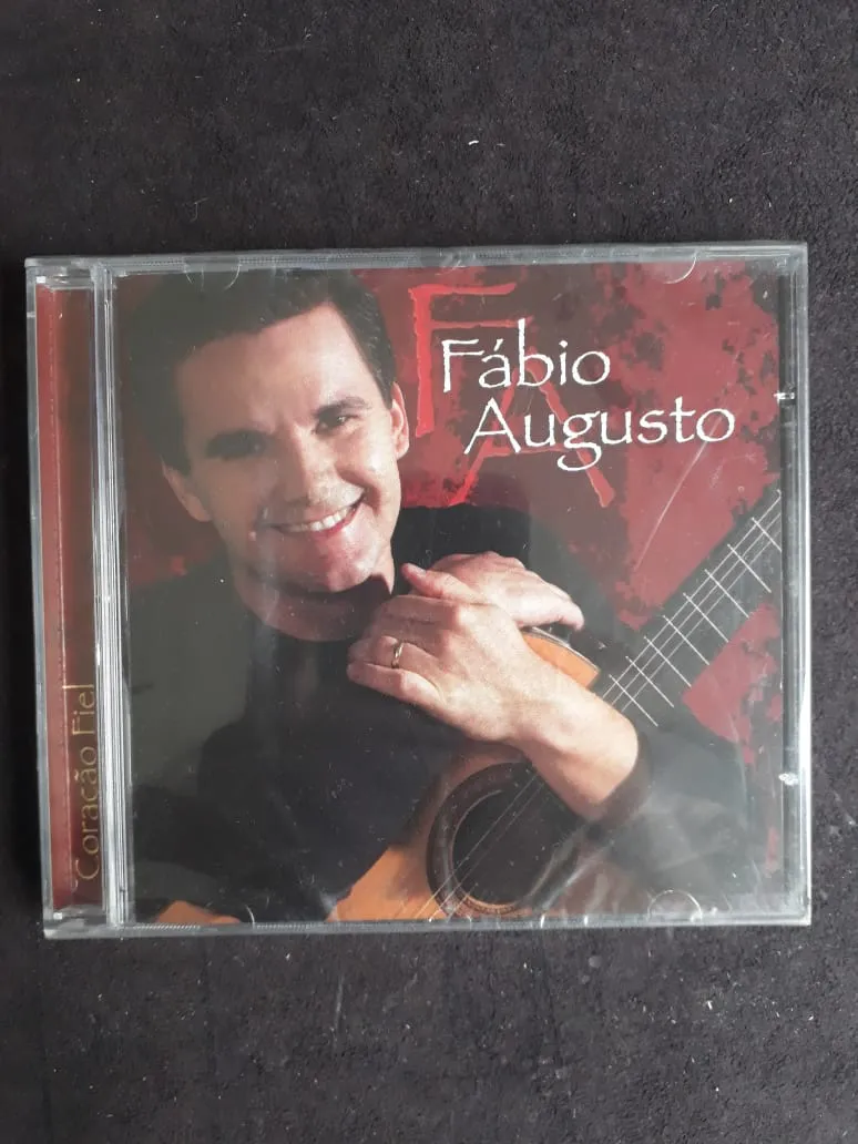 CD Católico para Oração e Louvor — Coração Fiel - Fabio Augusto