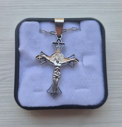 Colar Devocional em Aço com São Bento