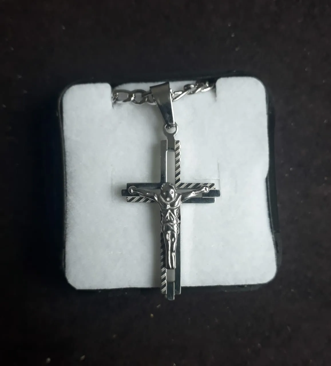 Colar Religioso de Aço Crucifixo