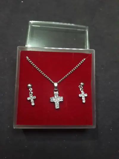 Colar Religioso de Aço Cruz de Cristo