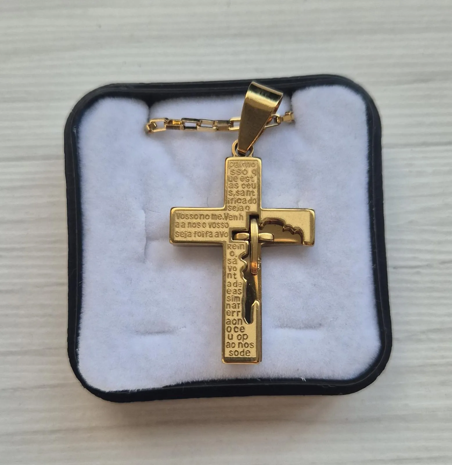 Colar Devocional Folheado a Ouro com Cruz de Cristo