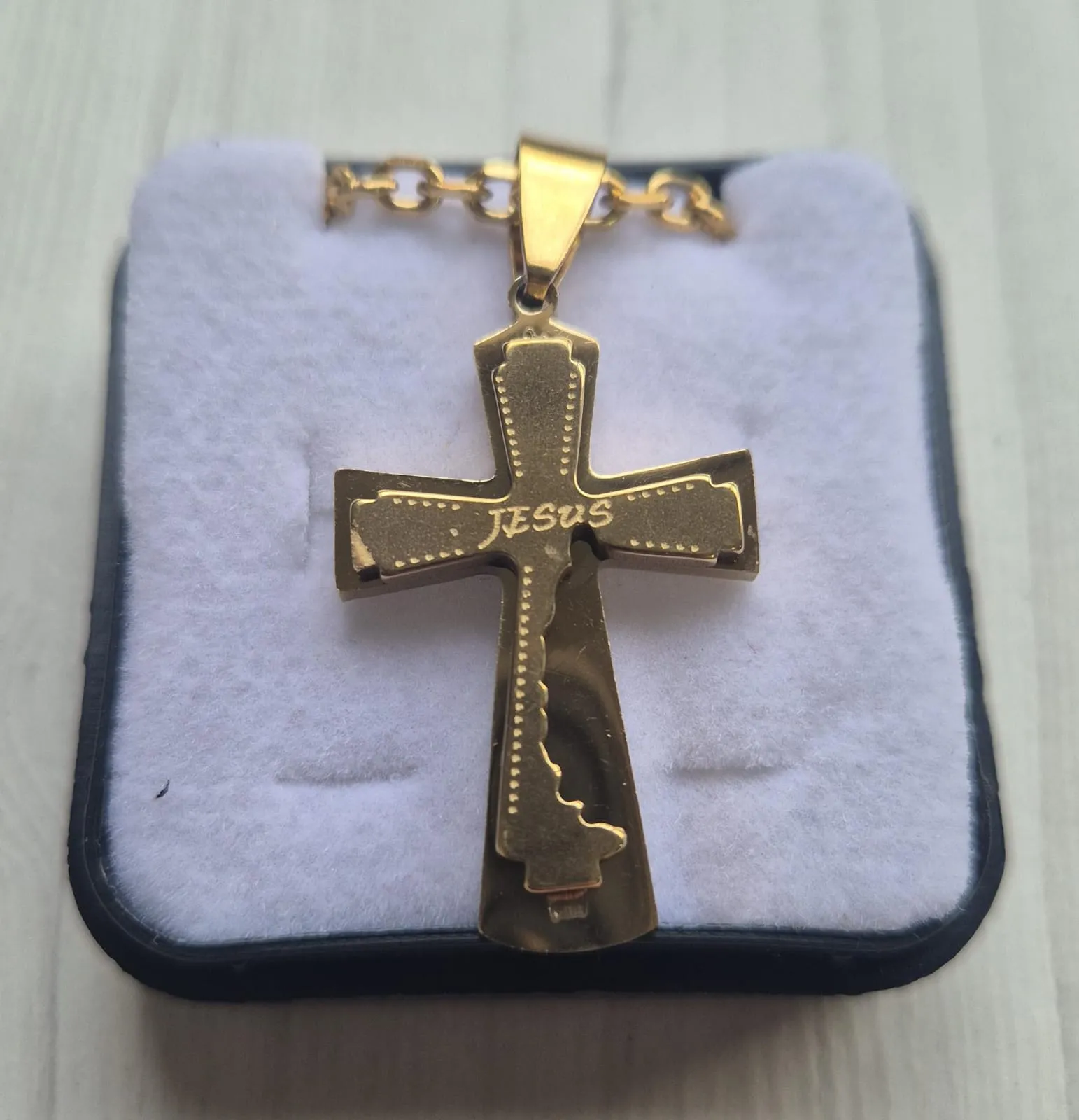Colar Folheado Cruz de Cristo para Devoção Diária