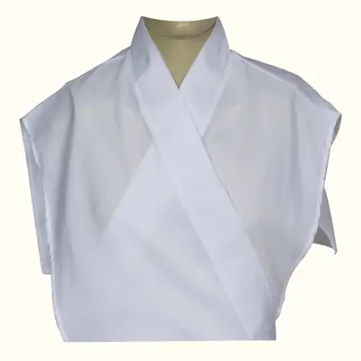 Amito Litúrgico com Gola para Vestição do Sacerdote
