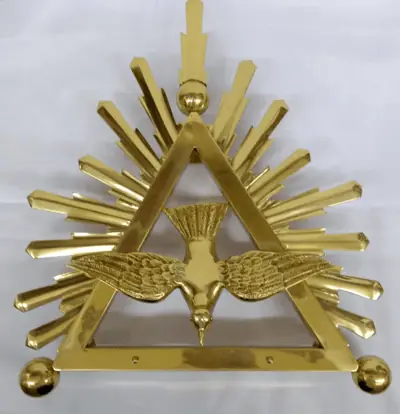 Divino Espírito Santo em Bronze Dourado Grande