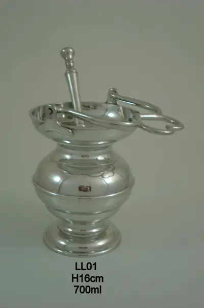 Caldeira Niquelada Pequena 700ml com Aspérgio