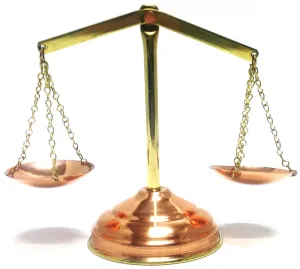 Balança da Justiça em Metal de 12cm