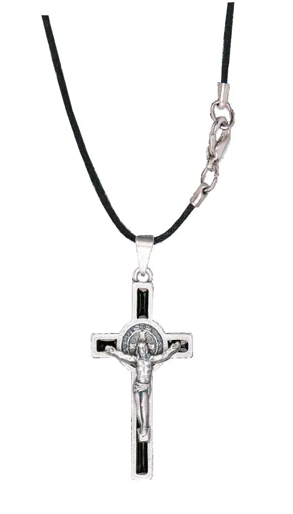 Cordão com Crucifixo de São Bento, Metal Prata Velha, Tamanho Pequeno