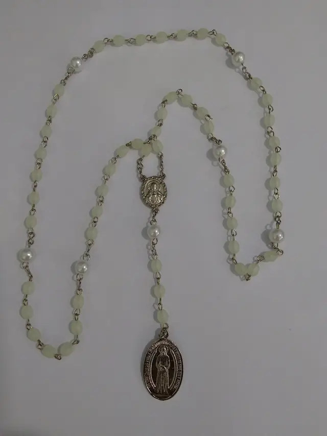 Terço Nossa Senhora das Lágrimas em Resina