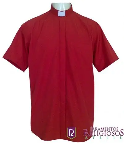 Camisa Clerical Manga Curta Vermelha — Primeira Opção