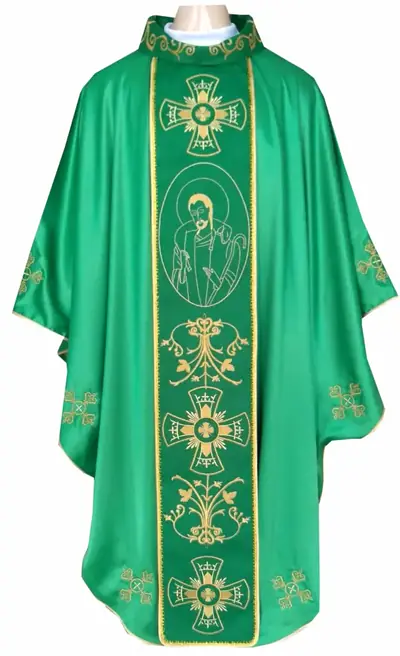 Casula Verde do Bom Pastor em Seda Bordada